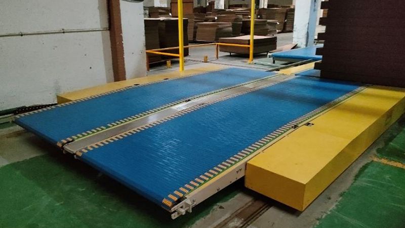 Curved Conveyor in 90 Degree